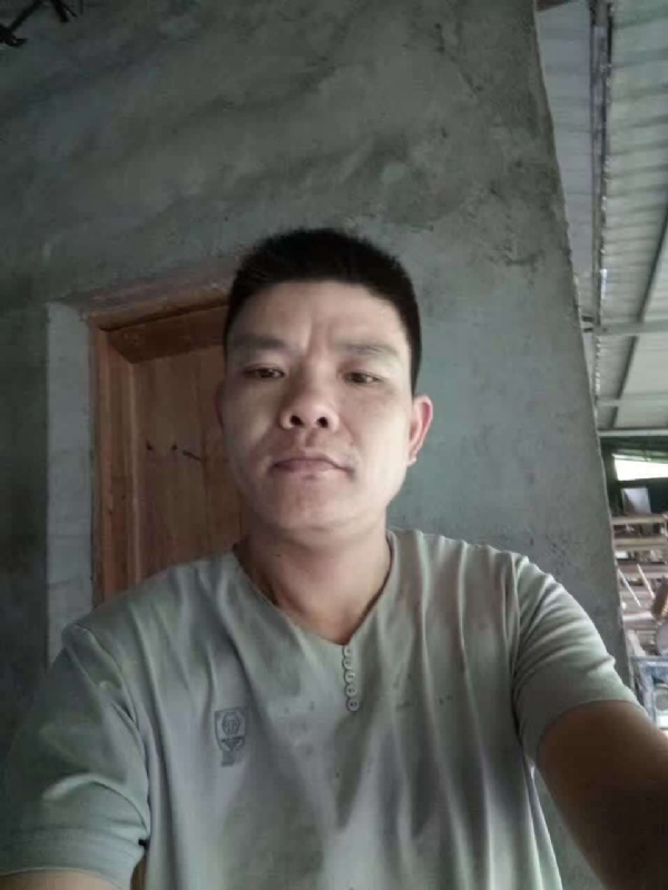 寻找幸福的第一张照片--泰州相亲服务中心