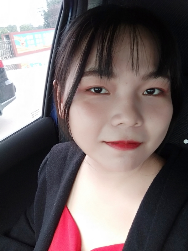 小五同学的第一张照片--泰州相亲服务中心