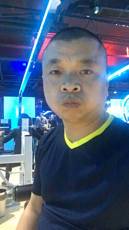奋斗的第一张照片--泰州相亲服务中心