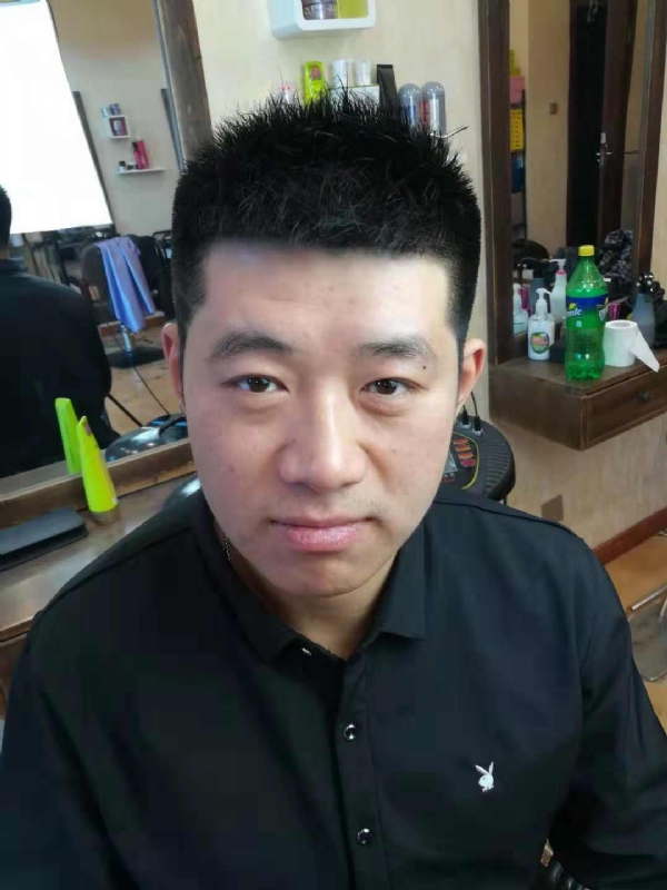 丹东风雨的第一张照片--泰州相亲服务中心