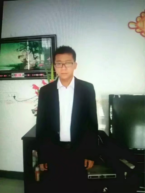 依然疼痛的第一张照片--泰州相亲服务中心
