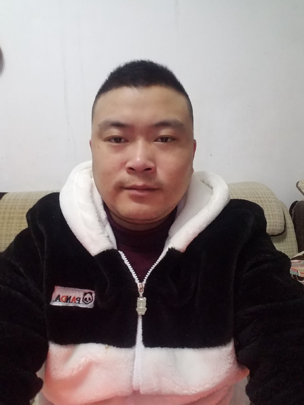 风的第一张照片--泰州相亲服务中心