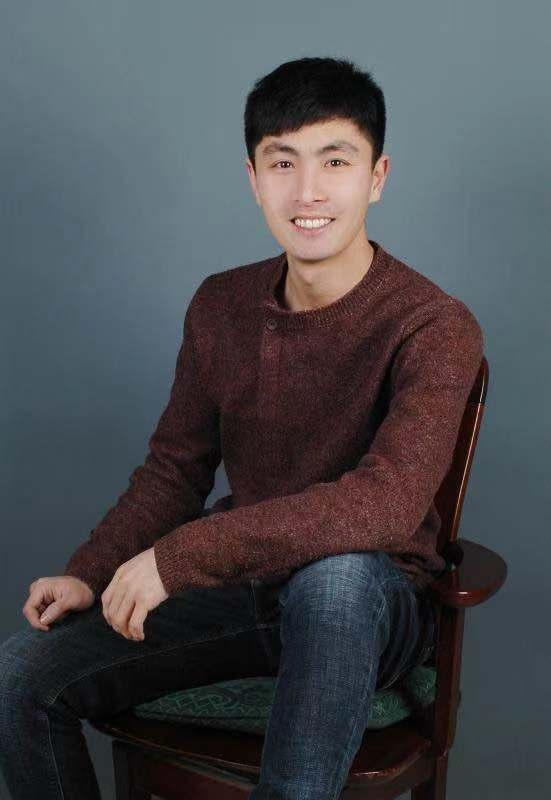 王泽的第二张照片--泰州相亲服务中心