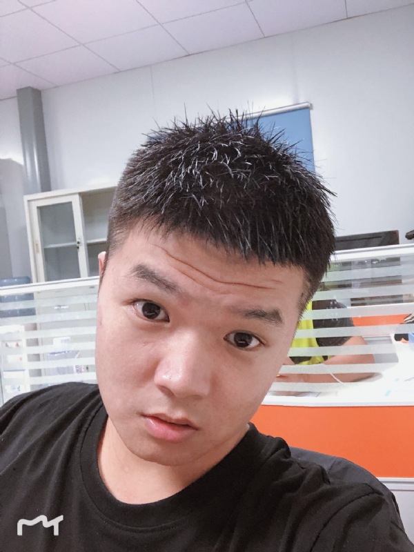不忘初心的第一张照片--泰州相亲服务中心