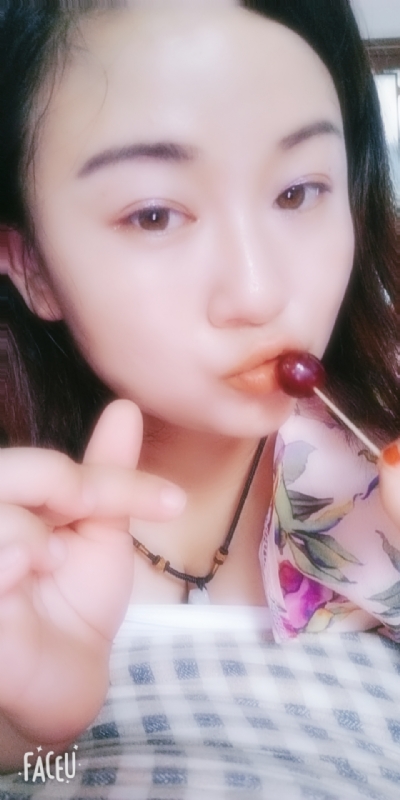 霸气璐妞的第一张照片--泰州相亲服务中心