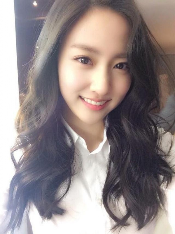等爱的易微的第一张照片--泰州相亲服务中心