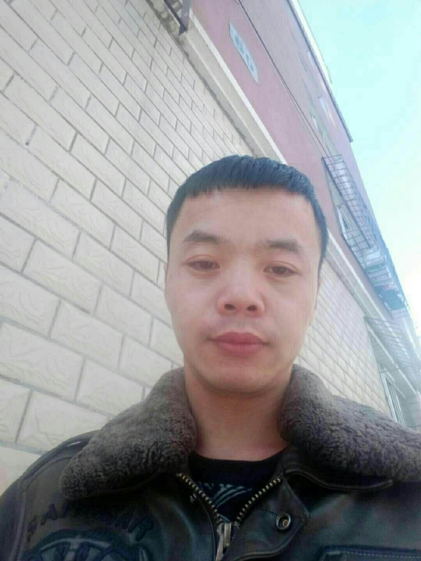 八零逅村民的第二张照片--泰州相亲服务中心