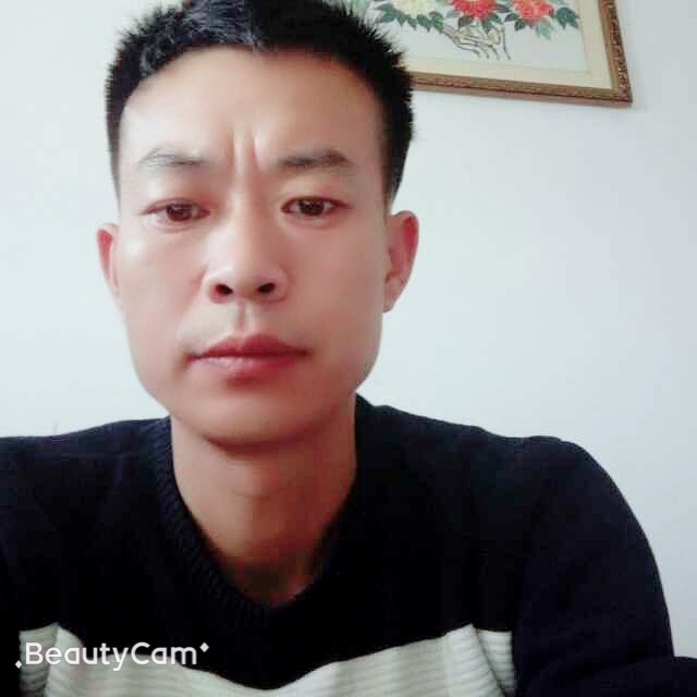 风中追风的第一张照片--泰州相亲服务中心
