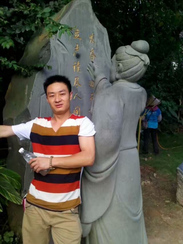 相依相伴的第一张照片--泰州相亲服务中心