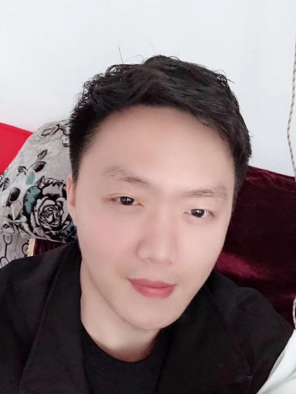 执迷的鲸鱼的第一张照片--泰州相亲服务中心