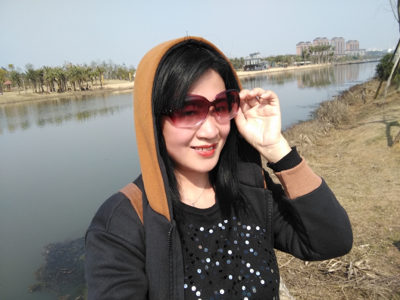 雅寻的第一张照片--泰州相亲服务中心