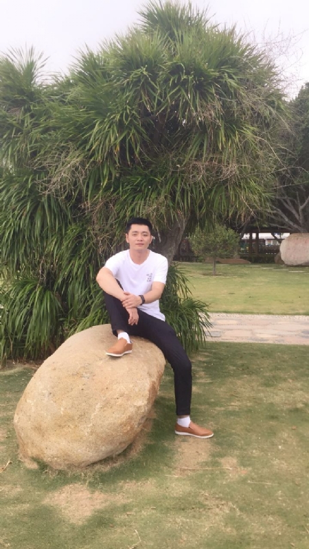 奇点的第一张照片--泰州相亲服务中心