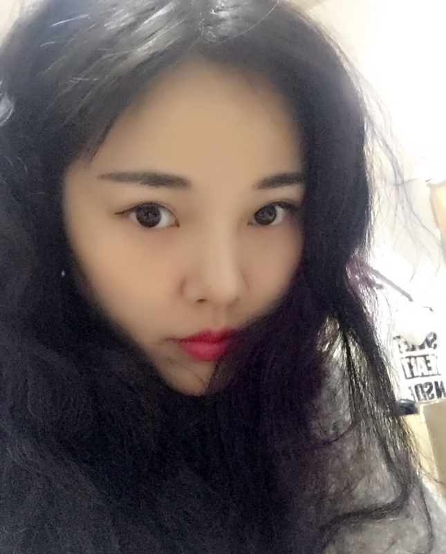 馨馨向荣的第二张照片--泰州相亲服务中心