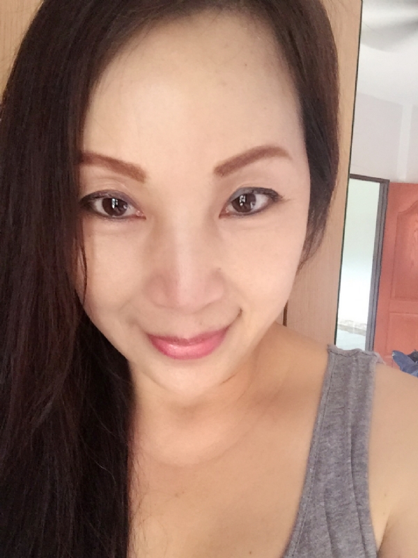 ying的第一张照片--泰州相亲服务中心