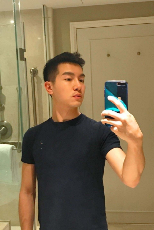 海海的第三张照片--泰州相亲服务中心