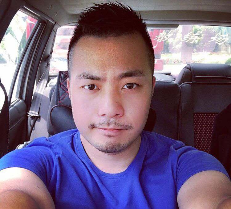 刘江平的第三张照片--泰州相亲服务中心
