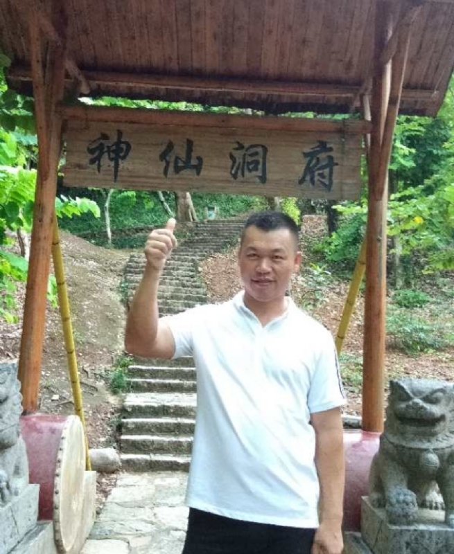 强仔的第一张照片--泰州相亲服务中心