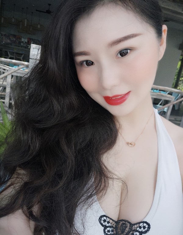 yoyo的第一张照片--泰州相亲服务中心