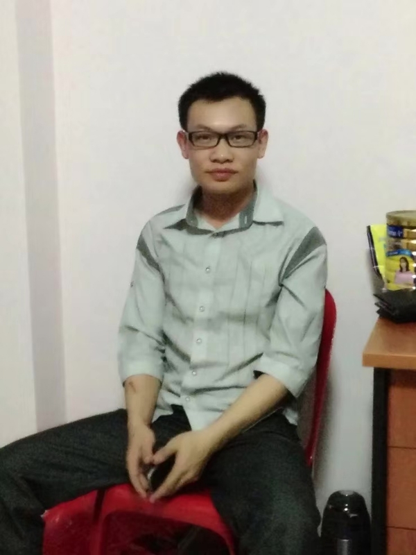 坚强不屈的第一张照片--泰州相亲服务中心