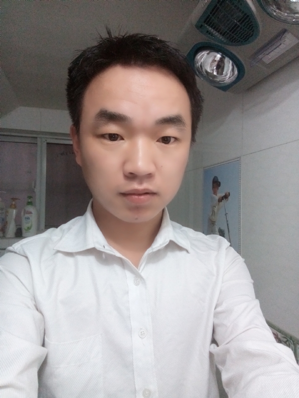 夜凉露沾衣的第二张照片--泰州相亲服务中心