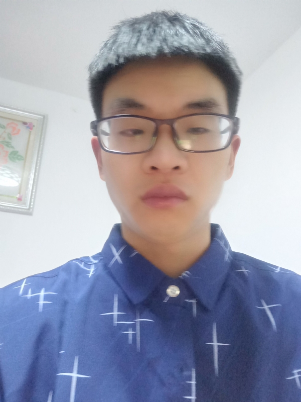 搬砖小伙的第一张照片--泰州相亲服务中心