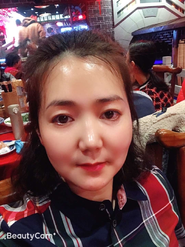 艳儿的第一张照片--泰州相亲服务中心