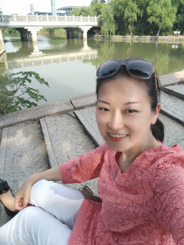 渴慕的第一张照片--泰州相亲服务中心