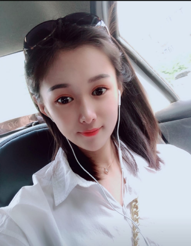 馨月的第一张照片--泰州相亲服务中心