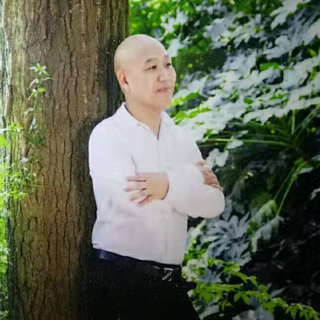 郑鑫牵手的第一张照片--泰州相亲服务中心
