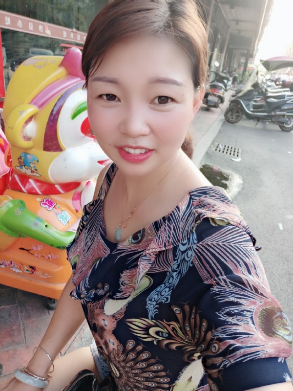 云儿的第一张照片--泰州相亲服务中心