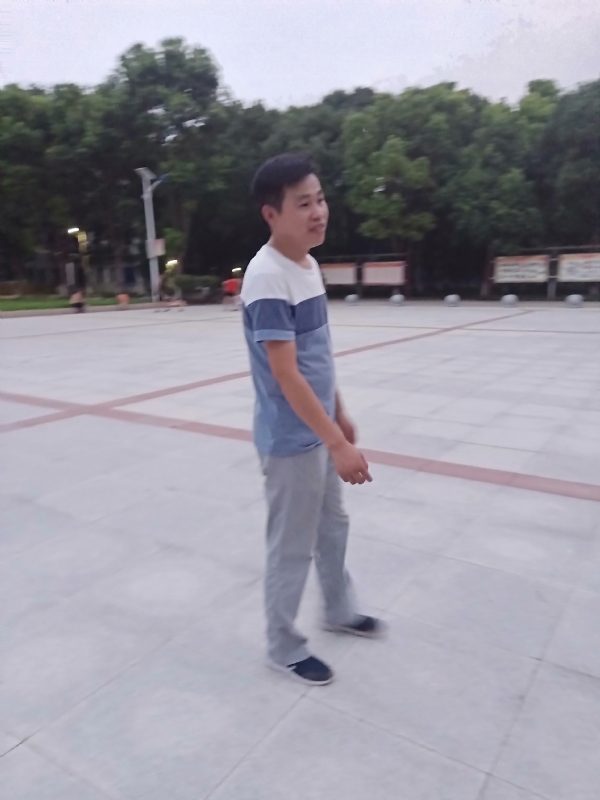 一笑的第一张照片--泰州相亲服务中心