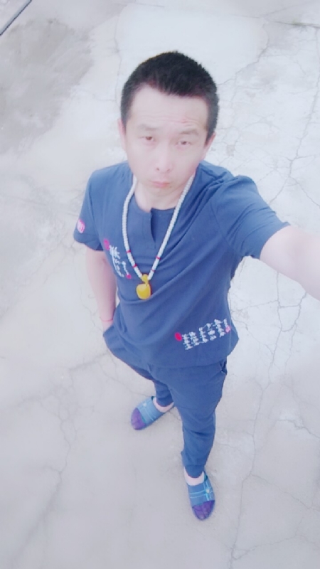 一叶之秋的第一张照片--泰州相亲服务中心