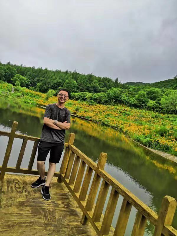正能量的第三张照片--泰州相亲服务中心