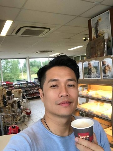 短歌的第一张照片--泰州相亲服务中心