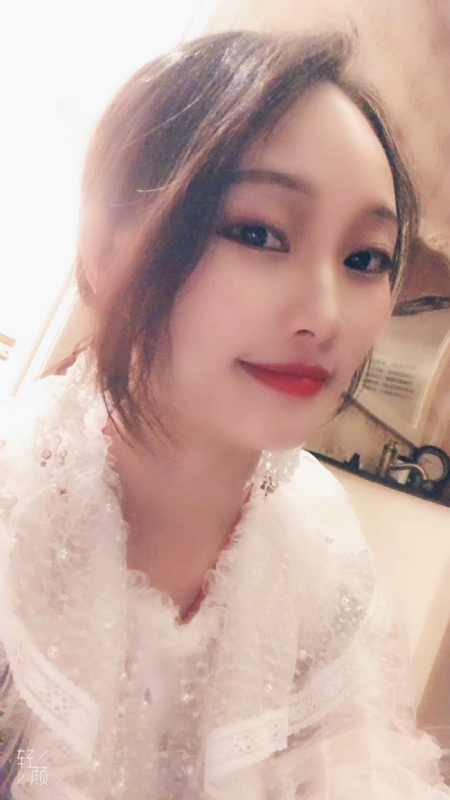 雯雯的第一张照片--泰州相亲服务中心