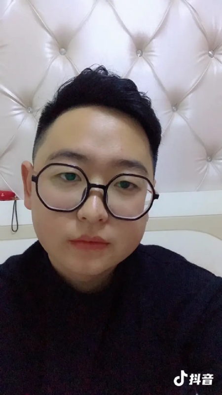 杰森的第一张照片--泰州相亲服务中心