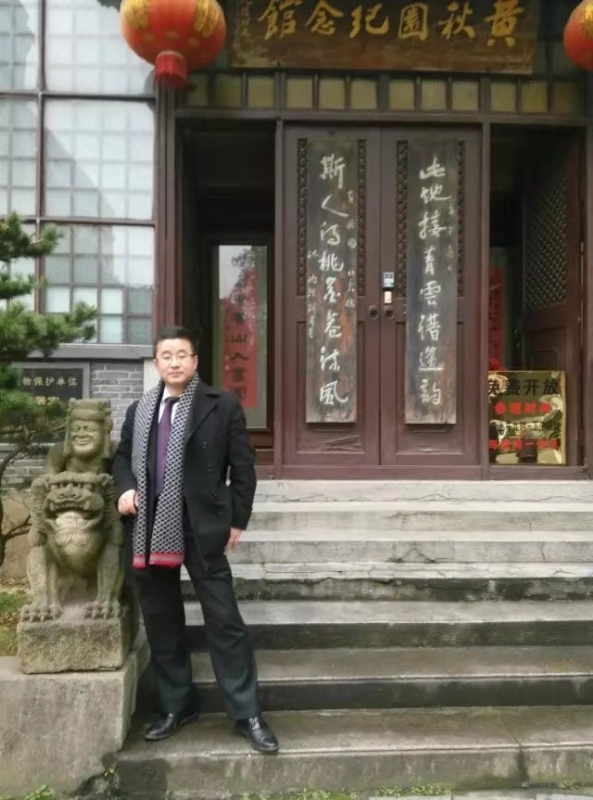 淡定牛魔王的第二张照片--泰州相亲服务中心