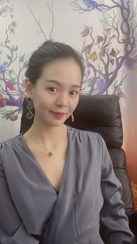 潇潇的第一张照片--泰州相亲服务中心
