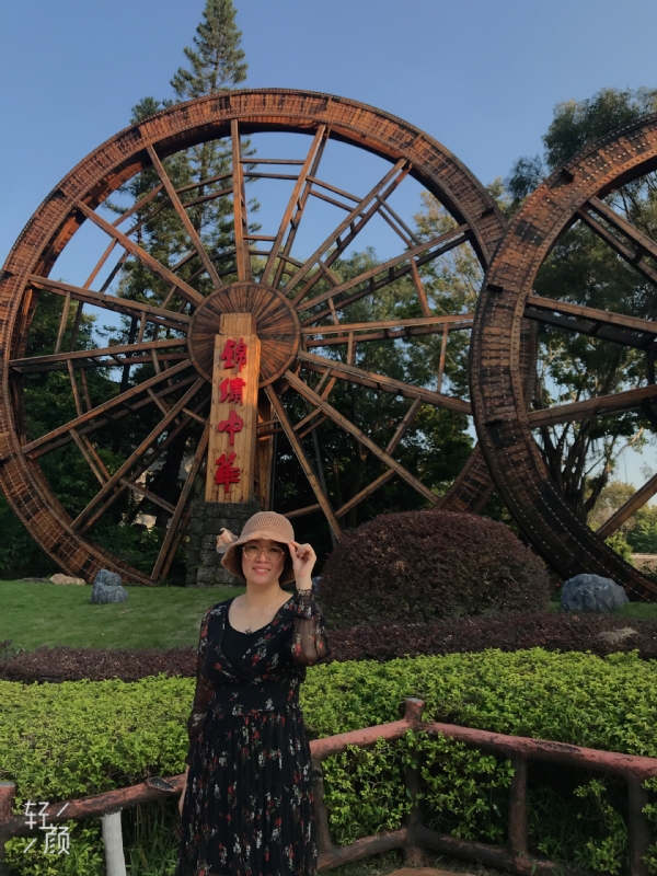 杏娅的第二张照片--泰州相亲服务中心