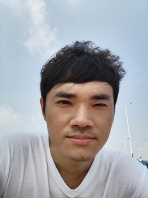 老实人的第一张照片--泰州相亲服务中心