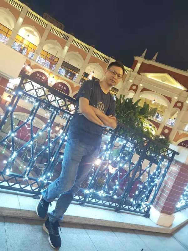 落单恋人的第一张照片--泰州相亲服务中心