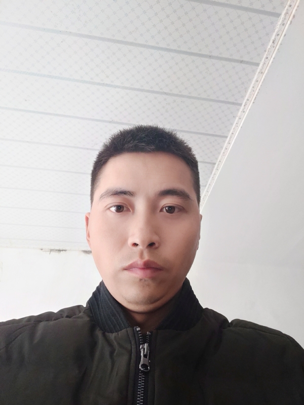 远望星空的第一张照片--泰州相亲服务中心