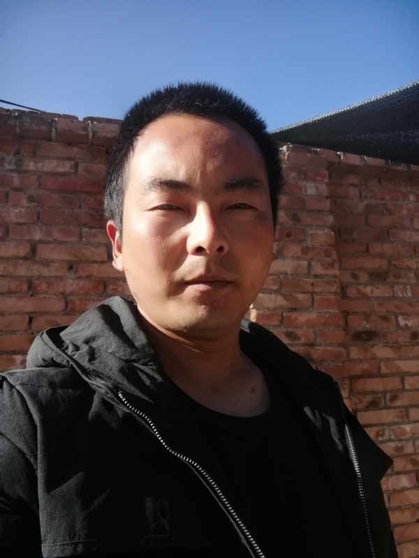 流年寂寞了谁的容颜的第一张照片--泰州相亲服务中心