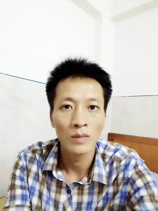 流年未亡的第一张照片--泰州相亲服务中心
