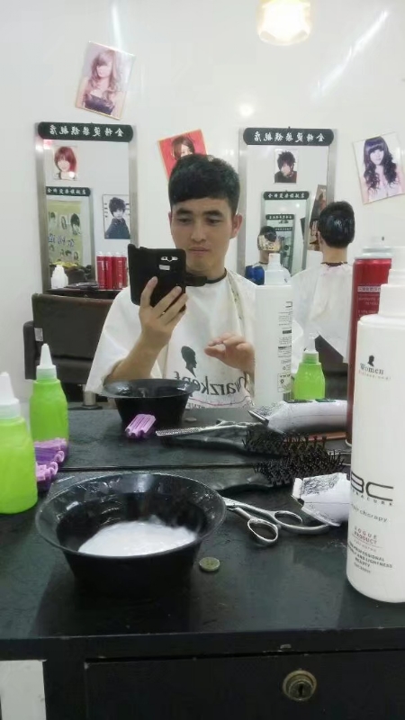 牛郎的第二张照片--泰州相亲服务中心