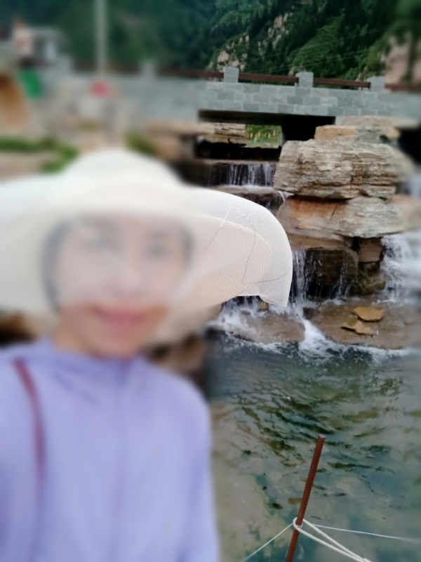 沥秋的第一张照片--泰州相亲服务中心