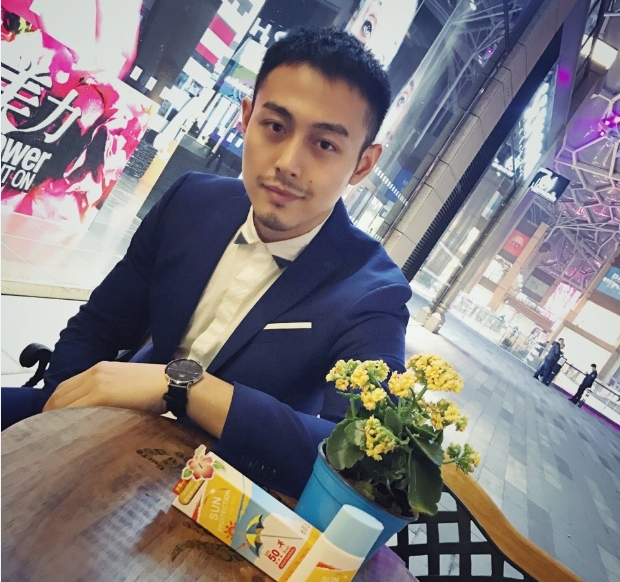 wenze的第一张照片--泰州相亲服务中心