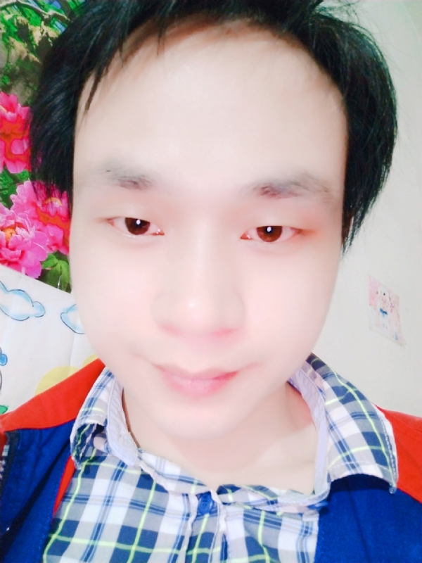 真心交友的第一张照片--泰州相亲服务中心