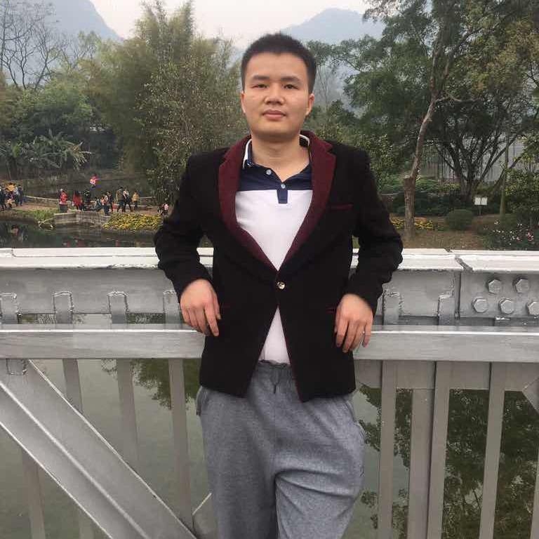 小龙龙的第二张照片--泰州相亲服务中心