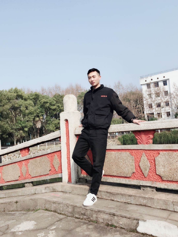 柒玥的第一张照片--泰州相亲服务中心